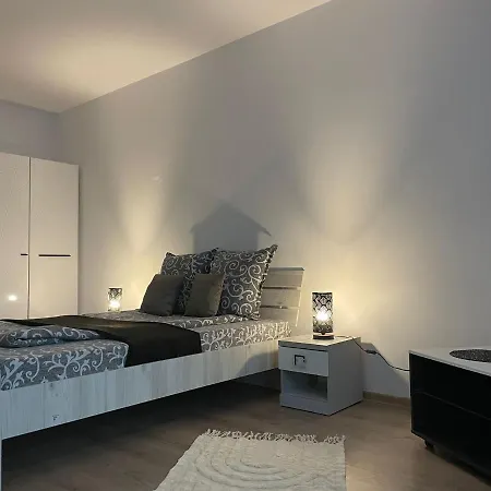 Vivamusapartmentsbv Lägenhet Braşov
